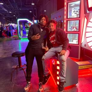 Meet your Posher, Malik